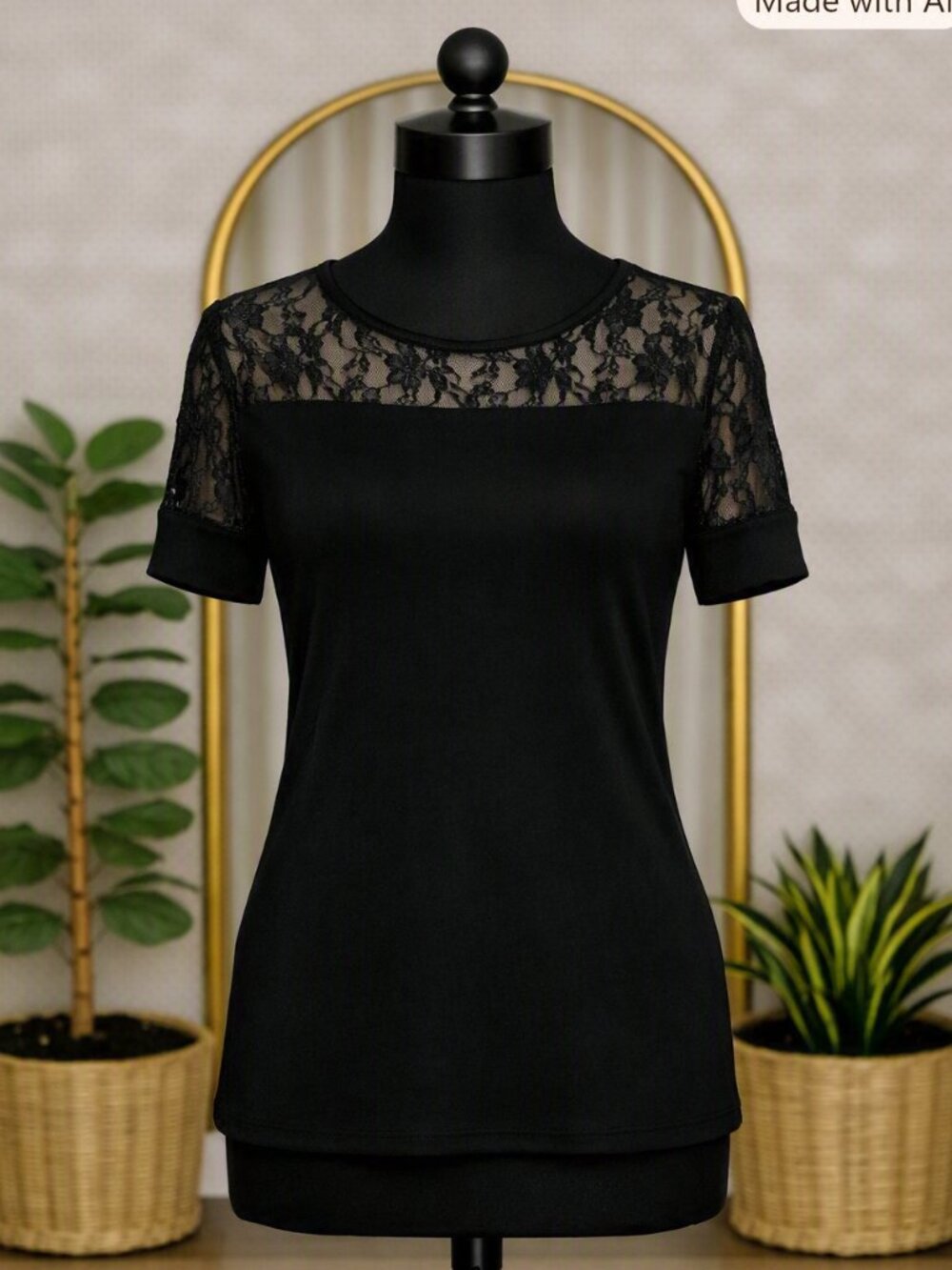 Women's Elegant Lace Short Sleeve Keyhole Back Blouse/Top Black Size XS NWOT